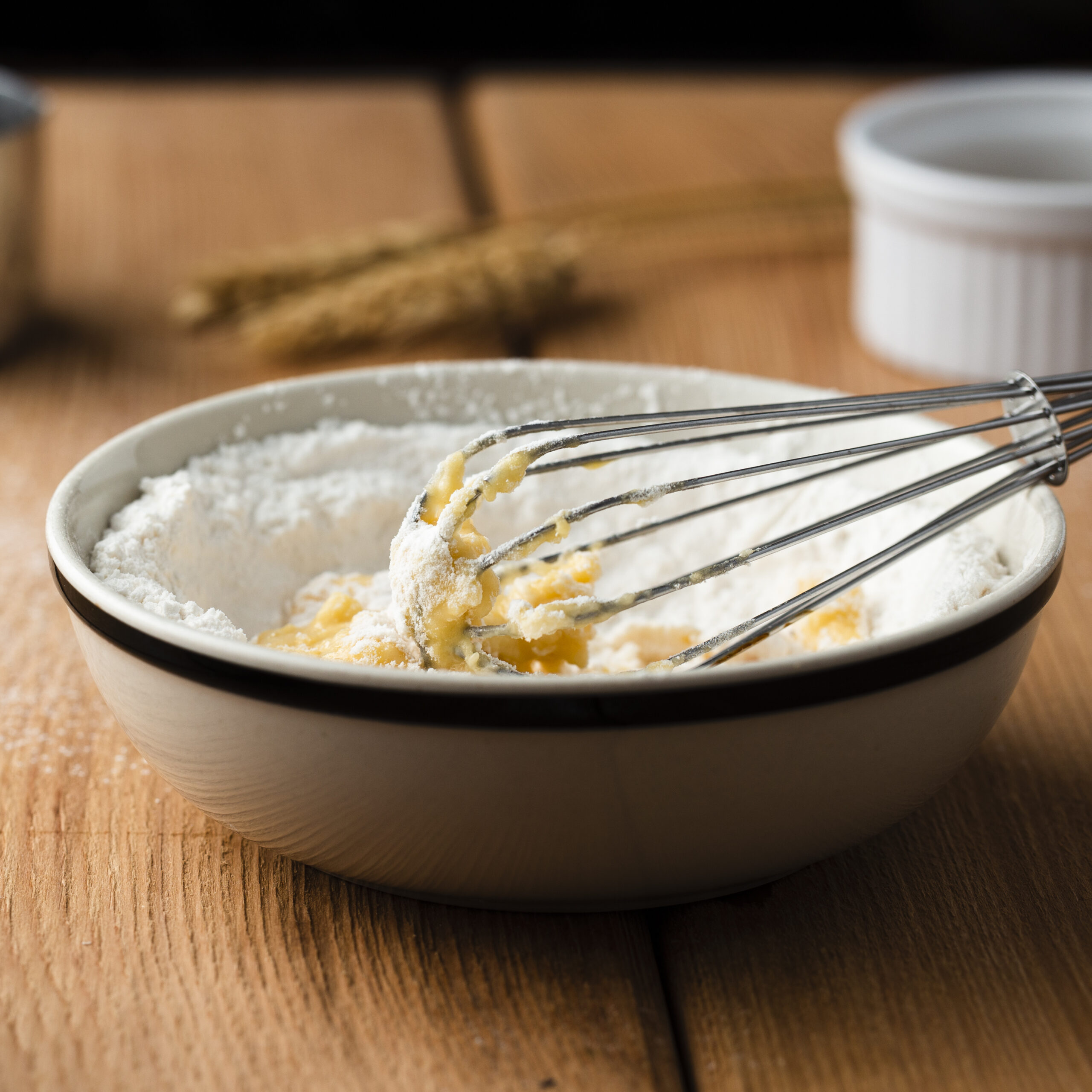 close-up-view-whisk-bowl close-up-view-whisk-bowl